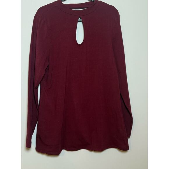 Torrid Foxy Mock Neck Keyhole Open Back Top Maroon Size 2 (2X) - Picture 3 of 8